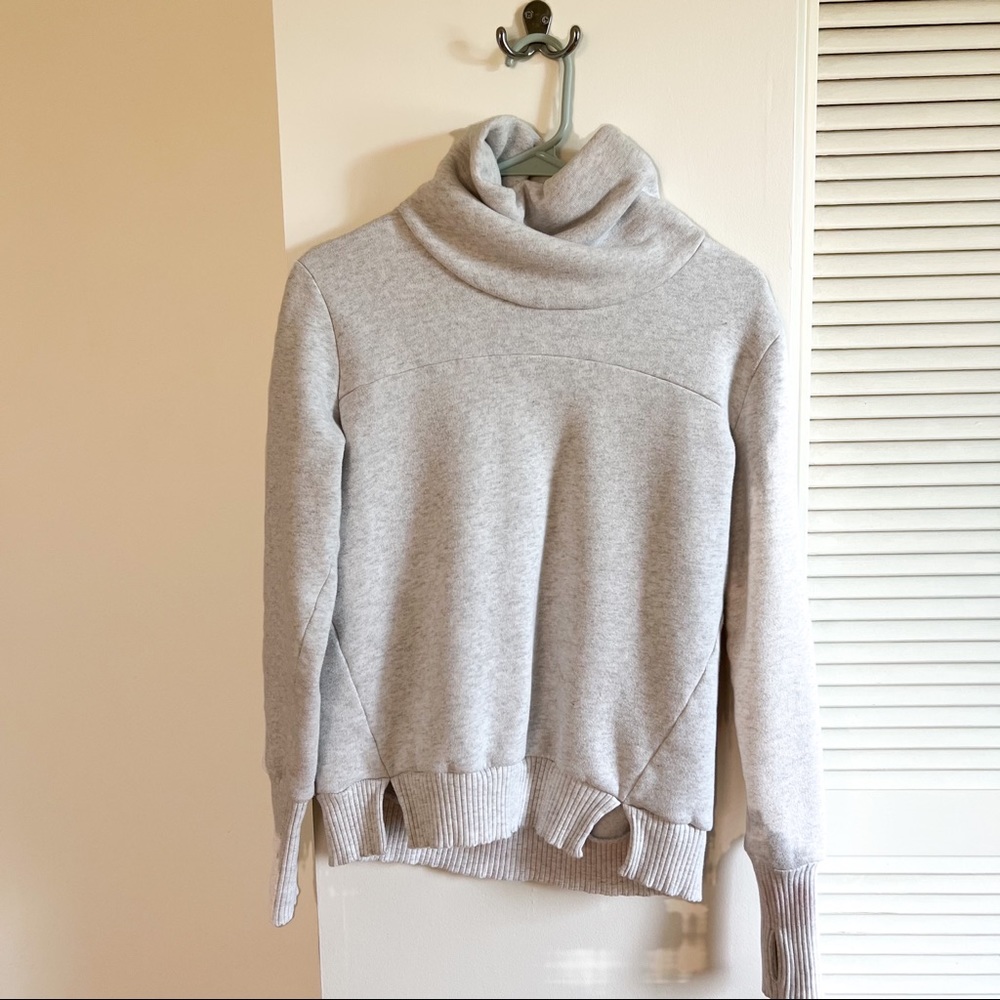 Light Grey Alo Yoga Haze Funnel Neck Sweatshirt XS